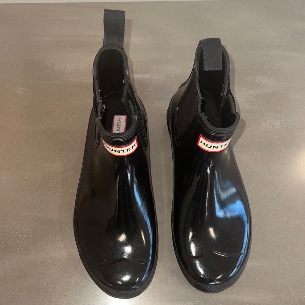 Hunter Black Shiny Ankle Rainboot